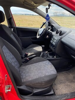 Ford Fiesta 1.3 51kw benzín - 13