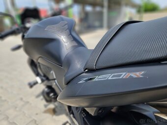 Kawasaki Z750 R - 13