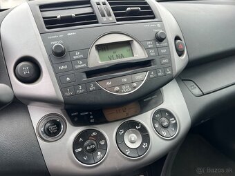 Toyota RAV4 2.2 D-4D 180 X+ - 13