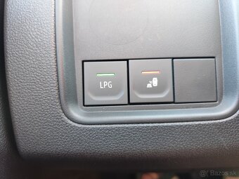 Duster Journey LPG 2023 - 13