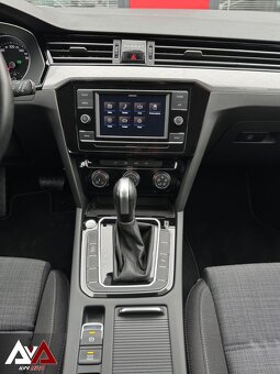 Volkswagen Passat Variant 2.0 TDI 4Motion DSG,Pôvodný lak,SR - 13