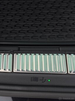 Škoda Superb Combi 2.0 TDI SCR L&K DSG - 13