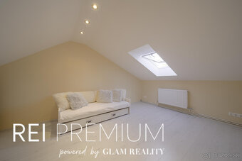 Priestranný rodinný dom s krásnou záhradou v obci Edelstal,  - 13