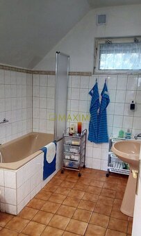 Rodinný dom v obci Reca so saunou - 13