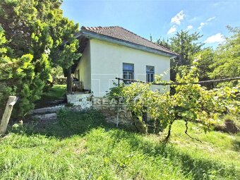 Nová cenaNa predaj útulná 2-izbová chalupa s veľkým... - 13