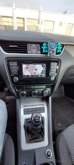 Škoda octavia combi 2.0 TDI - 13