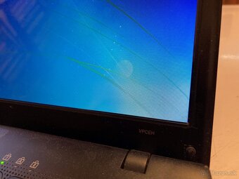 Sony Vaio i3 8GB 640GB - 13