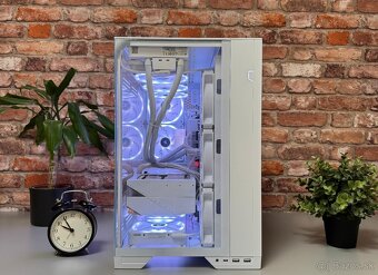 Ryzen 9 9900X3D\32GB\RTX 4080S\SSD\1000W Zdroj - 13