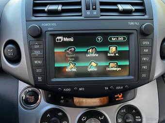 Toyota RAV4 2.2 D-4D 180 LUXURY - 13