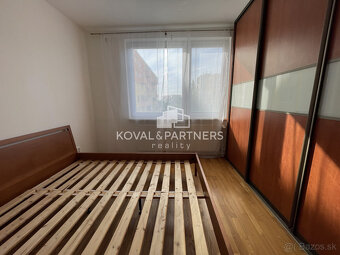 Prenájom 3 izbového bytu s balkónom v Nitre na Partizánskej - 13