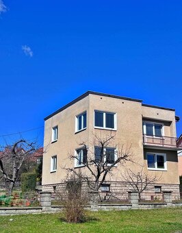 Priestranný a slnečný rodinný dom na Stráňach - 13