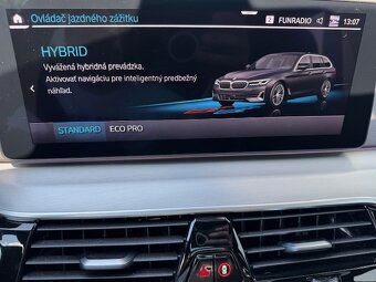 BMW Rad 5 Touring 530e xDrive PHEV LASER HEAD-UP PANORAMA - 13