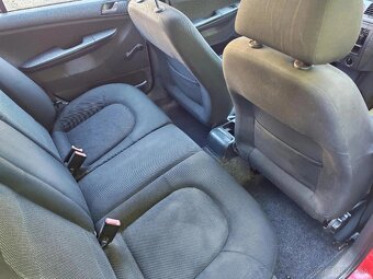 Škoda Fabia Combi 1.2 Facelift 2008 nová stk - 13