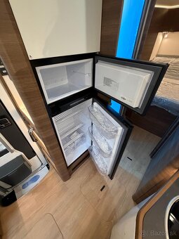 RAPIDO 8096df 4os 3,5T 180PS AUT Dvojitá podlaha - 13