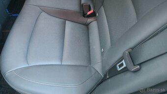 Hyundai Ioniq Electic 28kwh Premium SE, BEV, Super stav - 13