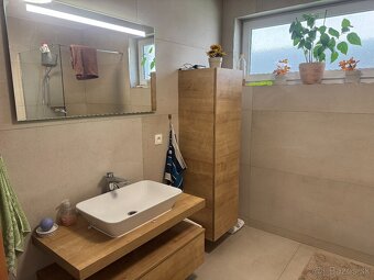 PREDAJ - RD pri súkromnom jazere - Boldog - 13