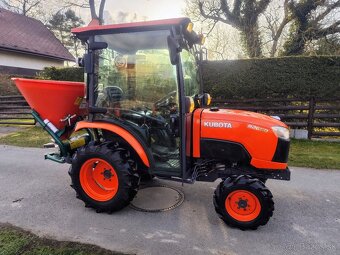 Malotraktor KUBOTA B2650 + nové rozmetadlo WESSEX, STK - TOP - 13