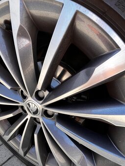 Škoda superb 3 combi 2.0tdi 110kw - 13