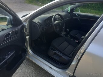 Škoda Octavia 1.6 fsi - 13