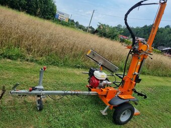 Štiepačka dreva štiepkovač spaľovací príves 20 ton Andrea Wł - 13