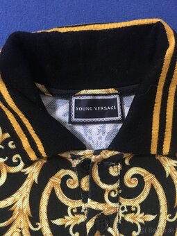 NOVÉ VERSACE young medusa original tricko S/Mo - 13