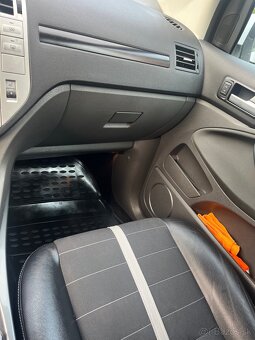 Ford Kuga 2.0 TDCI 4x4 - 13