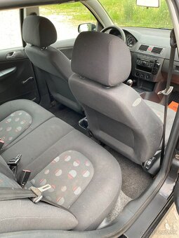 Predám škoda Fabia 1,4 TDI - 13