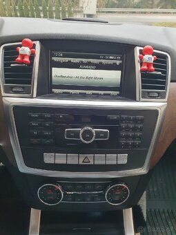 Mercedes Benz ML 350 - 13