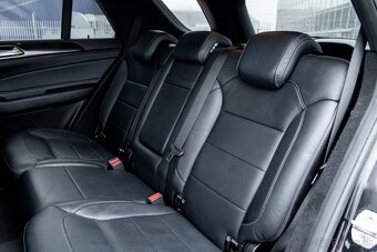 Mercedes-Benz GLE - 13