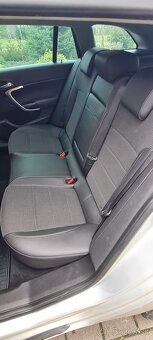 Opel Insignia ST combi 2010", automat - 13