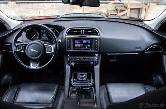 Jaguar F-Pace 2.0D 132kw 4x4 AT/8 2018 - 13