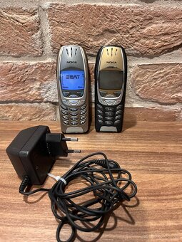 Nokia vintage mobily a legendarne manažérske na predaj - 13