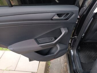 VW T-roc - 13