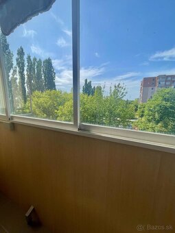 Na predaj byt 3+1 s dvomi balkónmi na ulici Pod Hájkom - 13