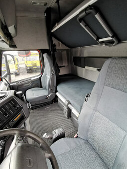 Prodám tahač návěsů VOLVO FH13 420 42T EEV - 13