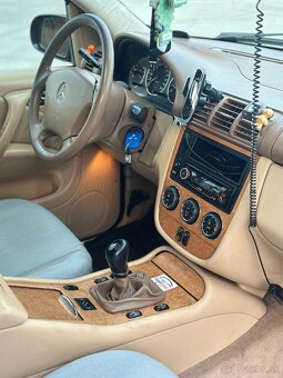 Mercedes-Benz ML270CDI 4Matic - 13