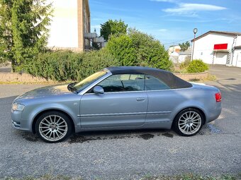 Predám Audi A4 2.0tdi 103kw Sline Cabriolet - 13