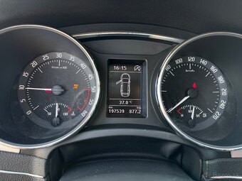 Škoda Superb 2.0TDI - 13