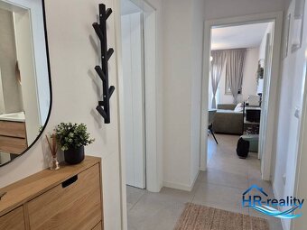 Novalja – nádherne zariadený apartmán neďaleko pláže - 13