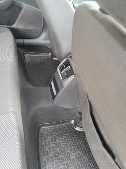 Škoda Octavia III 2.0 TDI Ambition 2013 - 13