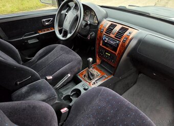 Hyundai Terracan 2.9CRDi - 13