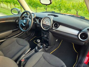 Mini One 1.6 16V 55KW/75 koní R.V.02/2013 - 13