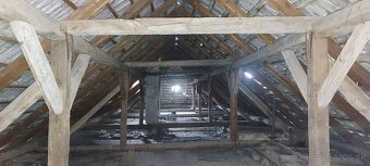 4 izbový, sedliacky rodinný dom s vedľajšími stavbami - 13