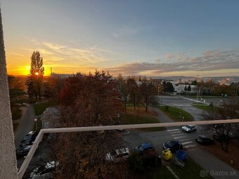 NA PREDAJ Slnečný priestranný 2-izbový byt 54 m², Železníky - 13