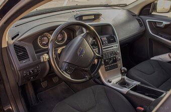 Volvo XC60 D5 (151kW) AWD Kinetic - 13