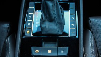 Škoda Superb Combi 2.0 TDI SCR L&K 4x4 DSG, Slovenské auto - 13