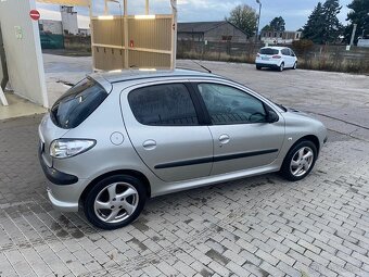 Peugeot 206 1.4 HDI 50 kw 2004 - 13