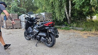 Yamaha X-MAX 250 ABS r.v. 2016 - 13