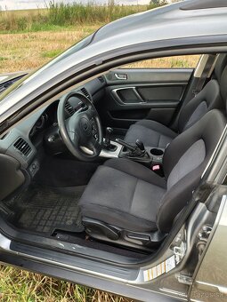Subaru Outback 2,5 benzín - 13