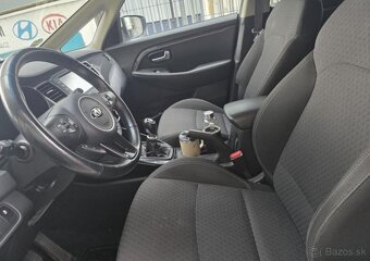 Kia Carens 1.7 - 1. MAJ - 7 MÍST - 13